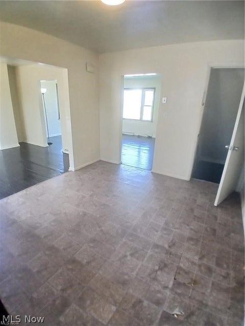 Tiny photo for 21 Zents Avenue #3 plex, Youngstown, OH 44505 (MLS # 5255736)
