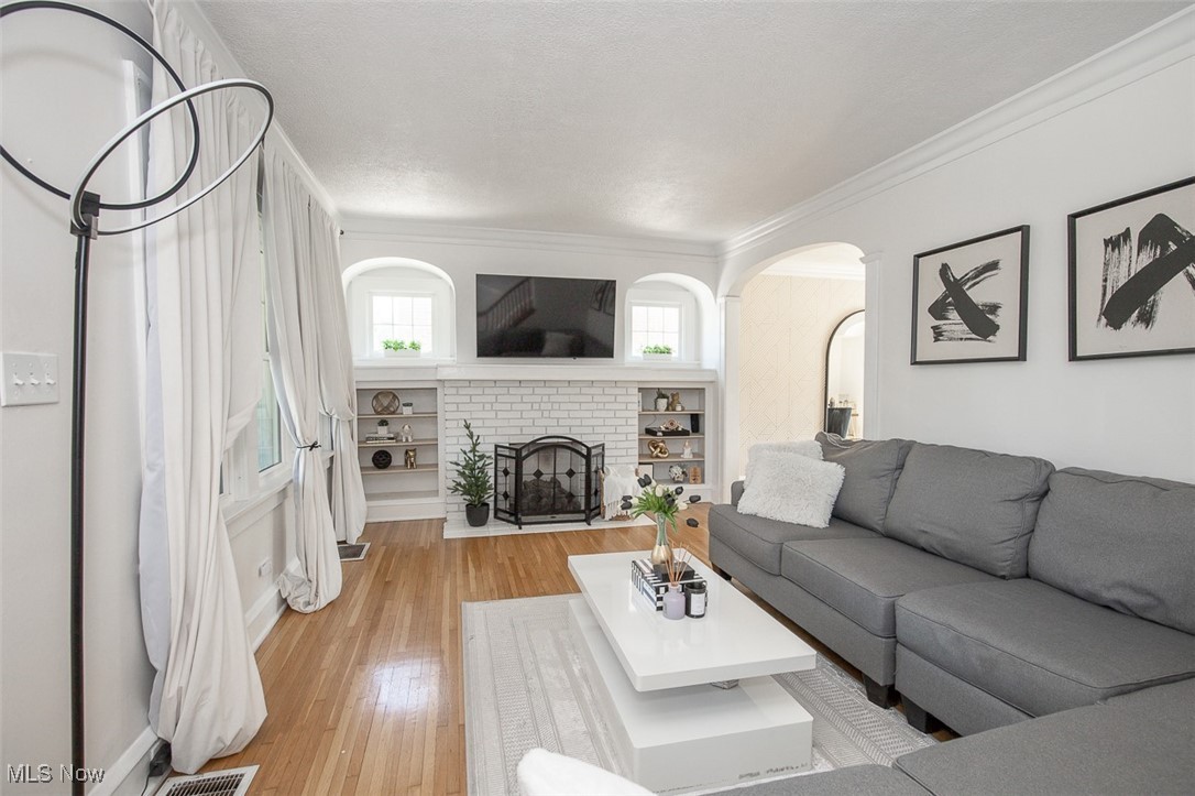 Riverside - Residential