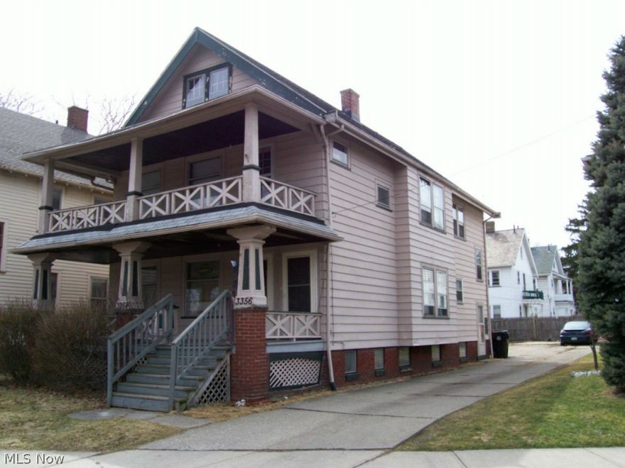Solid, aluminum-sided 2 family! Great for investors and owner occupants. This duplex features: separate utilities (gas and electric), forced air furnaces, separate electric panels, wonderful front porches, formal dining room with built-in leaded glass China cabinets, some hardwood floors, updated electrical and ceiling fans. Plenty of off street parking. Not a shirt sale, investor-owned for easy transaction.
Check it out before it's gone!