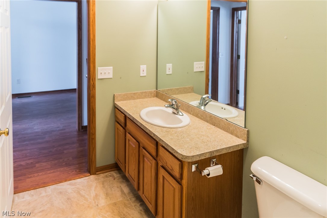 Chesapeake Condo - Residential