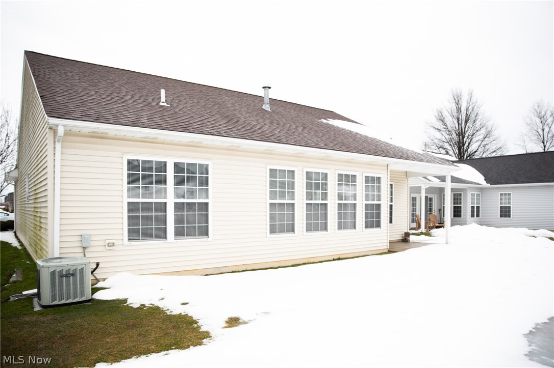 Chesapeake Condo - Residential