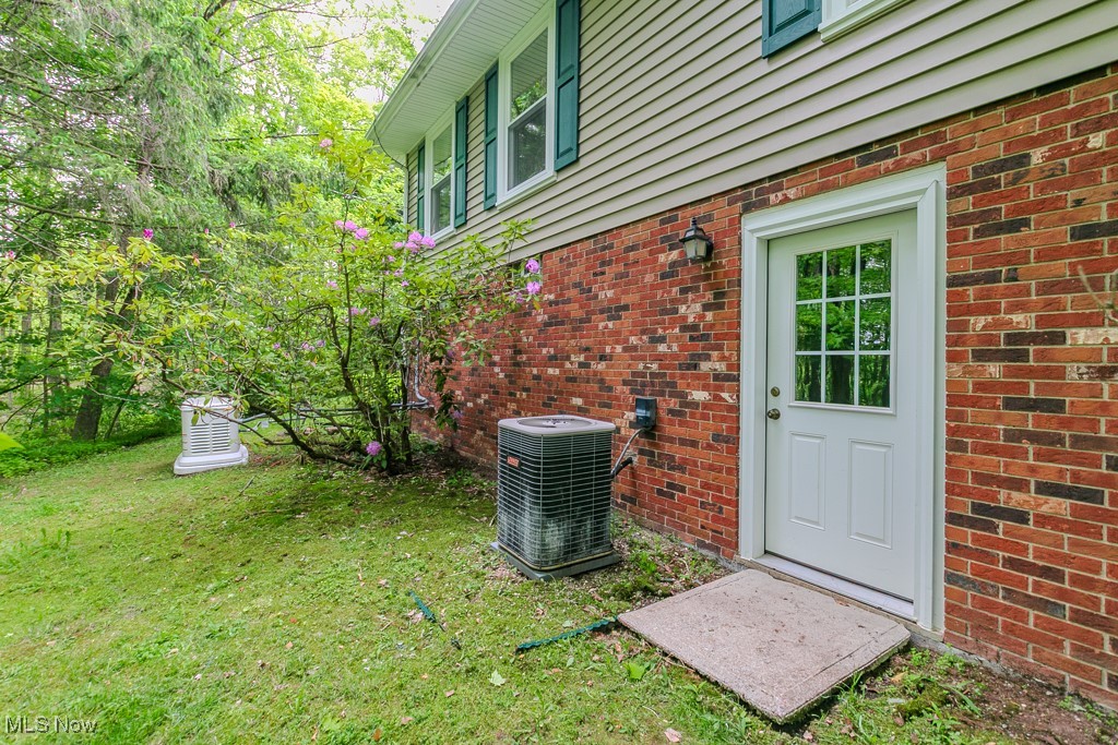 11545 Blackberry Lane, Chesterland, Ohio image 43