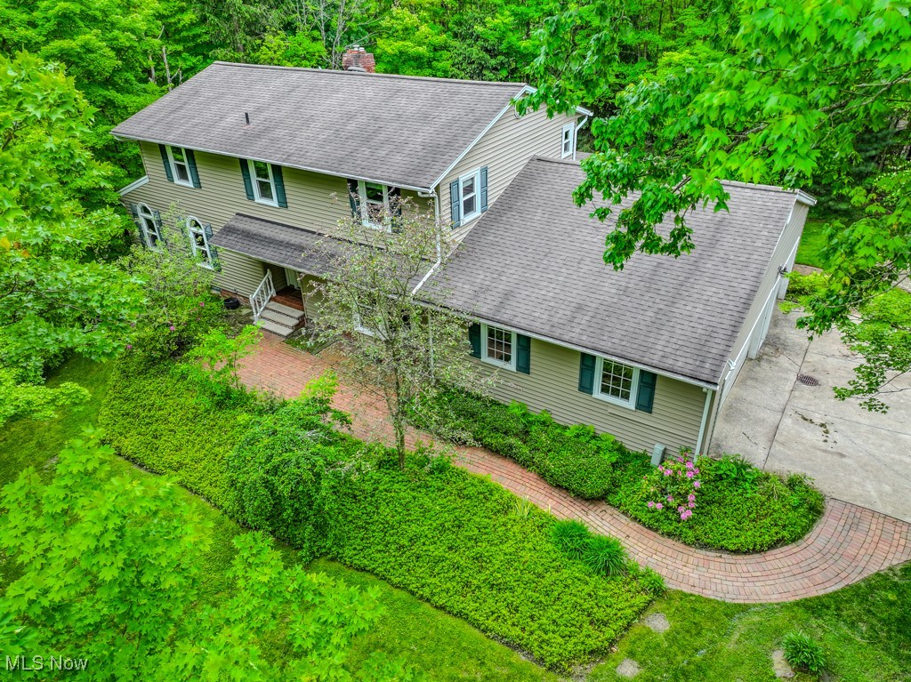11545 Blackberry Lane, Chesterland, Ohio image 2