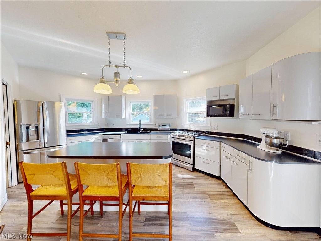 27 Mayfield Avenue
