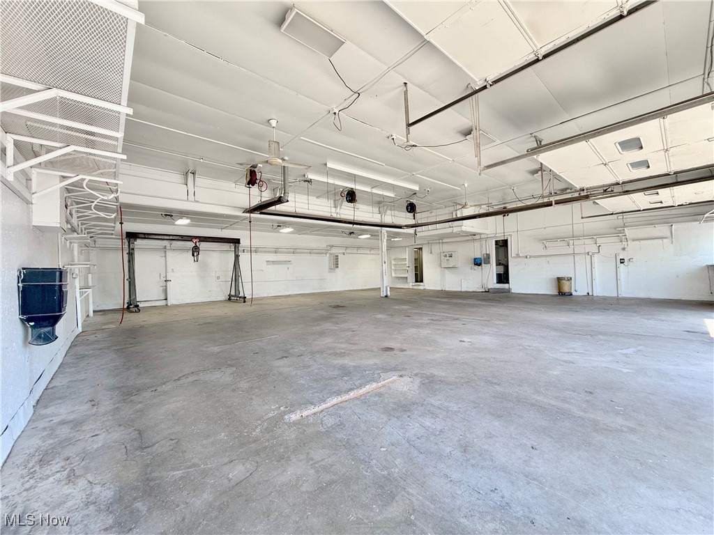 Pleasant View Adn - Commercial Sale