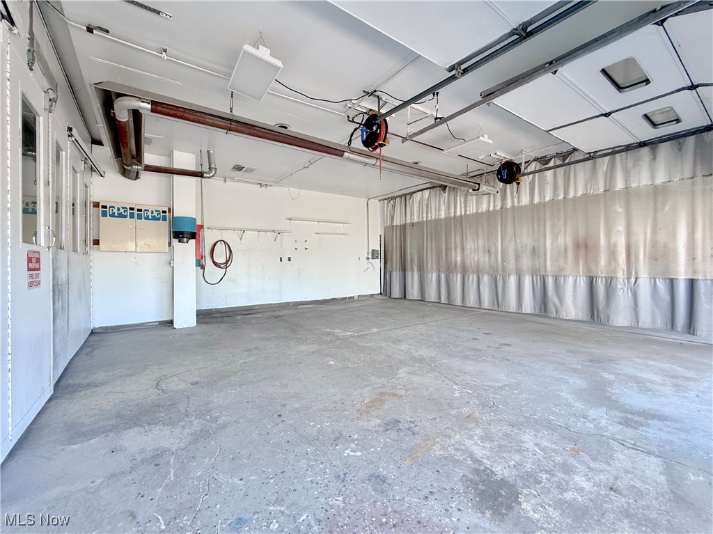 Pleasant View Adn - Commercial Sale