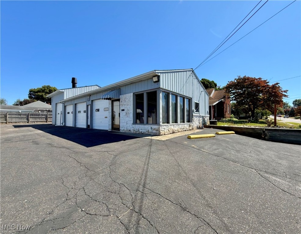 Pleasant View Adn - Commercial Sale
