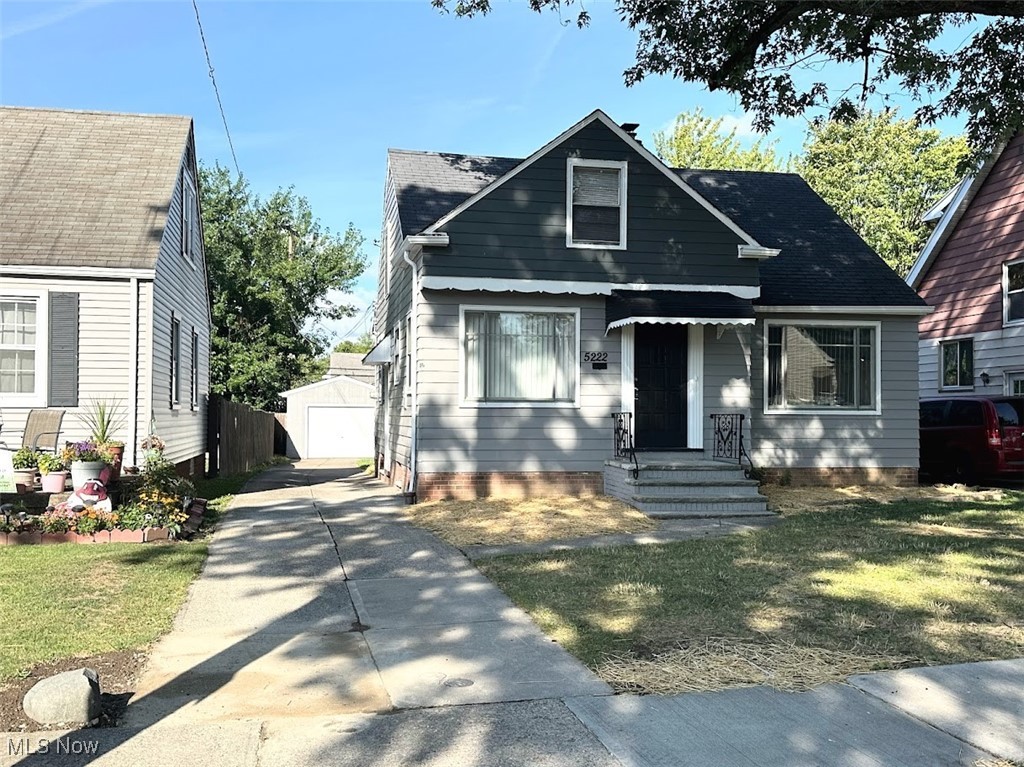 View Maple Heights, OH 44137 house