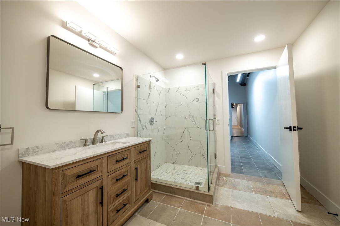 Cleveland, Ohio 44113, United States, 2 Bedrooms Bedrooms, ,3 BathroomsBathrooms,Residential,Active,129501