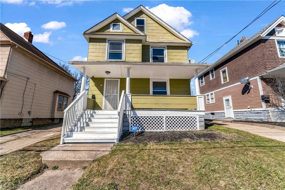 8515 Force Ave, Cleveland - 4 bed 1 bath single family home //
$1,075 rent / $1,075 deposit //
$49 application fee per adult //
NO SMOKING //
1 time $129 non-refundable set up fee paid at lease signing //
$30/month required resident benefit package; can include personal property/liability insurance for an additional $5/month for $35/month total. //
All applicants are required to fill out a PetScreening app, found on our website directly on the app before being processed. Even if you have NO pets - this app must be filled out. One-time, non-refundable pet fee of $200-300 per animal applies to all pets & must be paid prior to or when you pay your first month rent. (No fee for qualified assistance animals). //
Our app is processed through secure site: Findigs, they require ID & income verification. W/O this, your app will not be processed. They offer24/7chat support on their app directly for questions. //
4 bed 1 bath home has so much to offer. Covered front porch. Larg