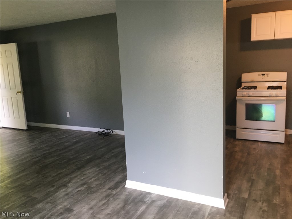 Kenilworth Manor - Residential Lease