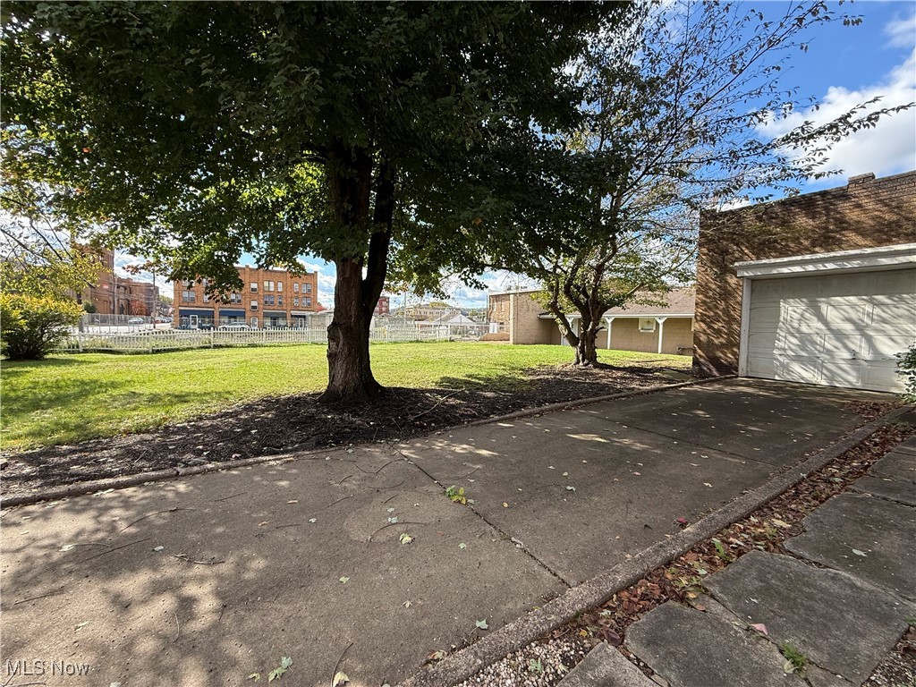 Dj Clarks Add - Residential