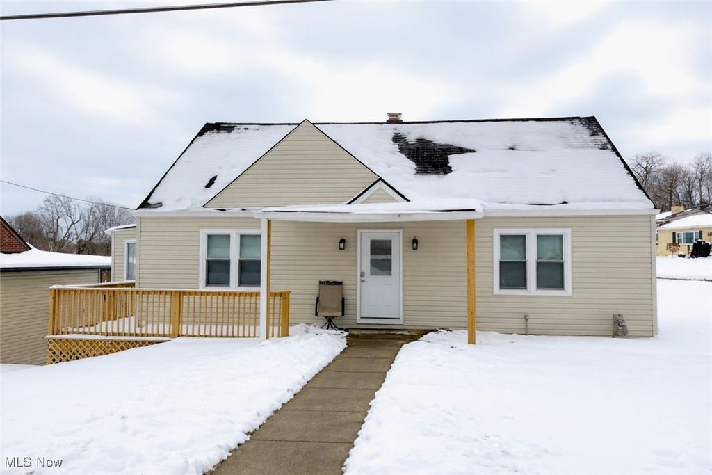 Photo of 244 Winters Drive, Wintersville, OH 43953 (MLS # 5185044)