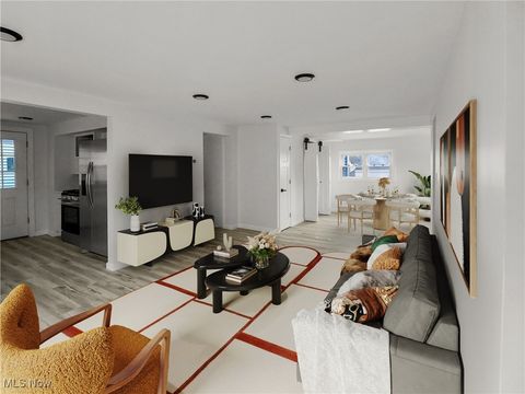 Tiny photo for 252 Shields Road, Boardman, OH 44512 (MLS # 5179421)