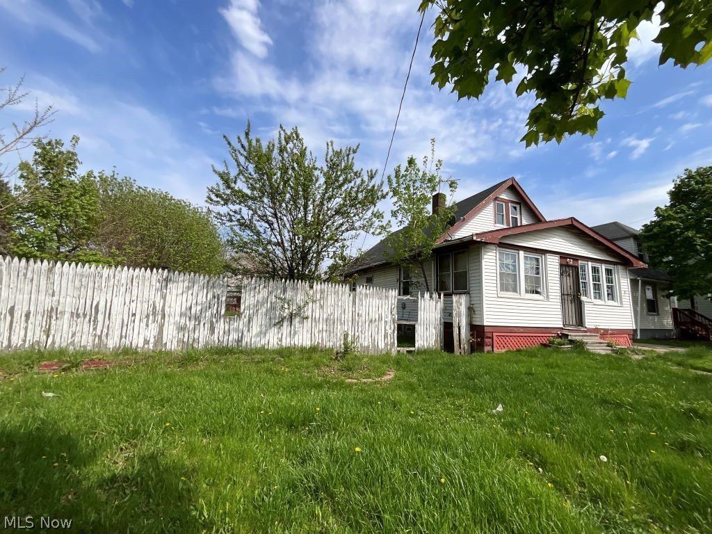 1257 E 170th Street