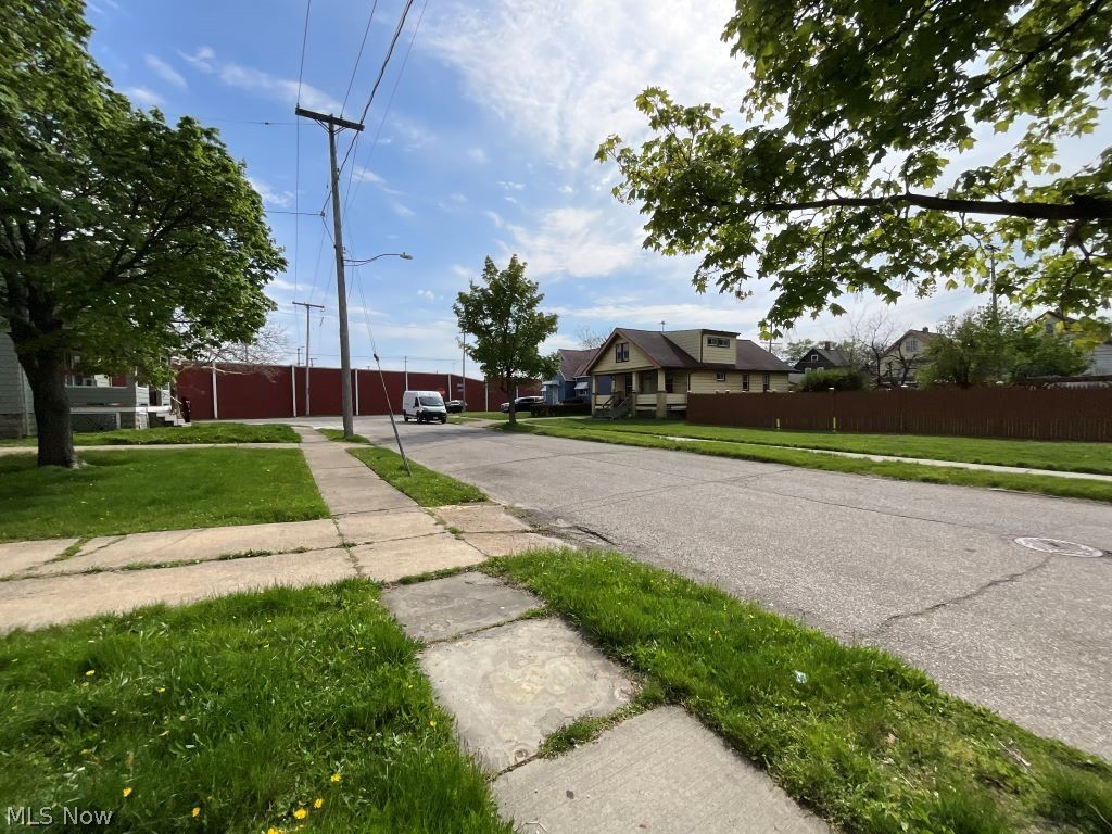 1257 E 170th Street