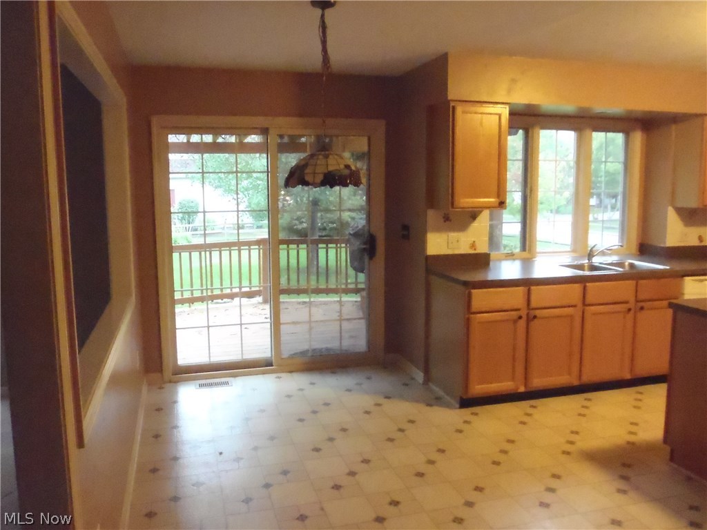 Drake Estates Sfs & Cd 05c - Residential