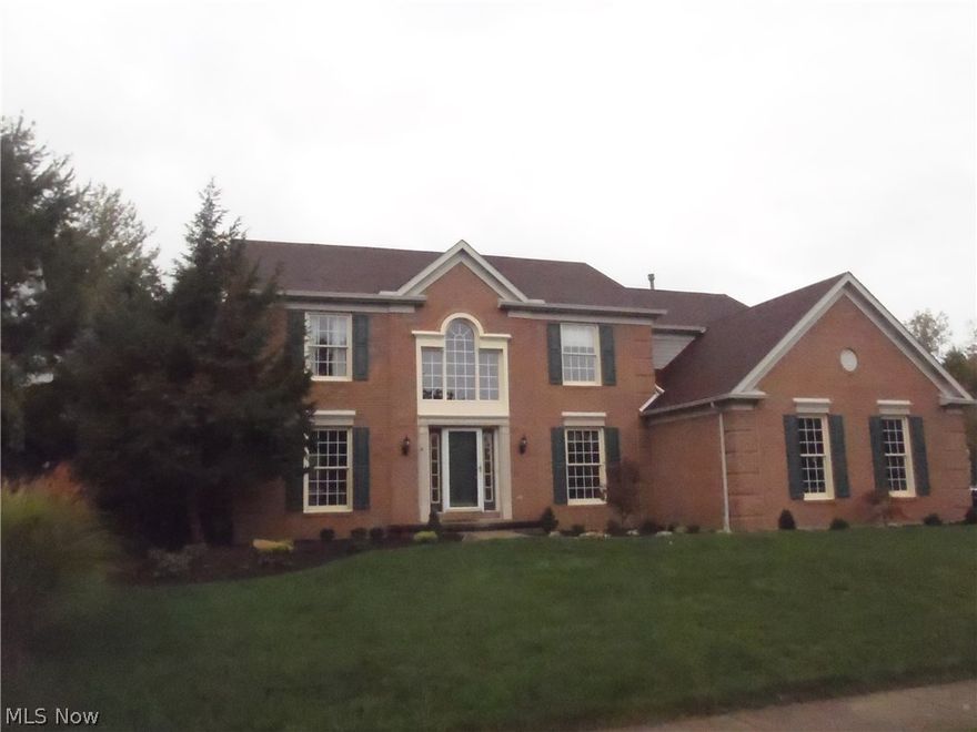 Wonderful home located in The Woods of Strongsville!  Large master bedroom and double vanities in master bath!  Enormous walk in closet (16x7).  Three generously sized bedrooms and spacious full bath near by.  Family Room/Office has see thru fireplace for those cooler months.  Eat-in kitchen with island has oak cabinets.  Mudroom leads to 2 car garage.  Wooded back yard offers peaceful setting from the deck or patio.   Great neighborhood offers tennis courts, soccer fields and a playground!
New Carpet recently installed! Kitchen needs updating, but with some TLC this home could really be a gem!