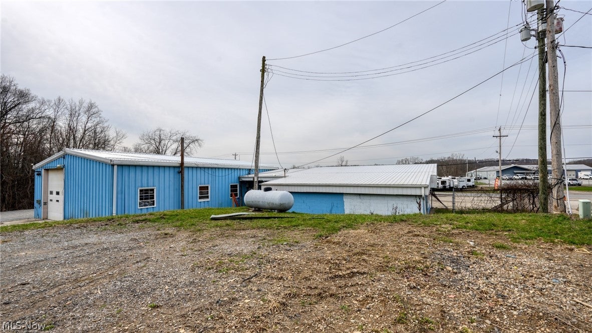 11445 East Pike