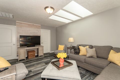 Tiny photo for 324 Lakewick Lane, Willowick, OH 44095 (MLS # 5203574)