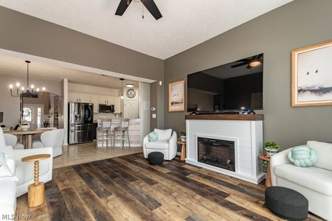 Tiny photo for 324 Lakewick Lane, Willowick, OH 44095 (MLS # 5203574)