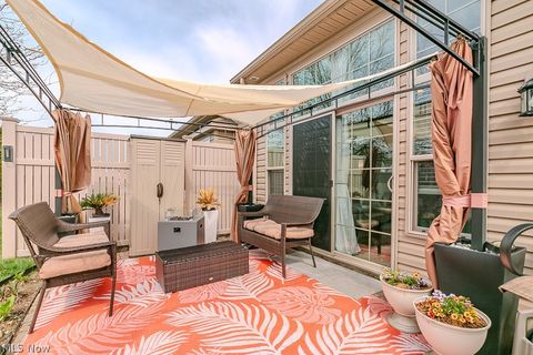 Tiny photo for 324 Lakewick Lane, Willowick, OH 44095 (MLS # 5203574)