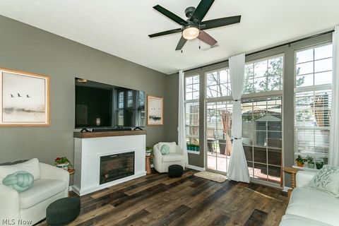 Tiny photo for 324 Lakewick Lane, Willowick, OH 44095 (MLS # 5203574)