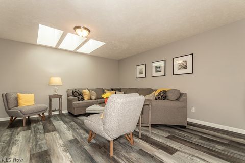 Tiny photo for 324 Lakewick Lane, Willowick, OH 44095 (MLS # 5203574)