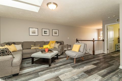 Tiny photo for 324 Lakewick Lane, Willowick, OH 44095 (MLS # 5203574)