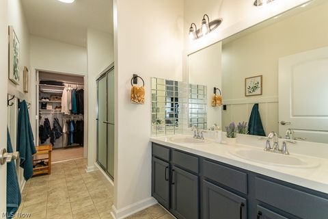 Tiny photo for 324 Lakewick Lane, Willowick, OH 44095 (MLS # 5203574)