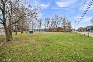 5348 E Lake Road