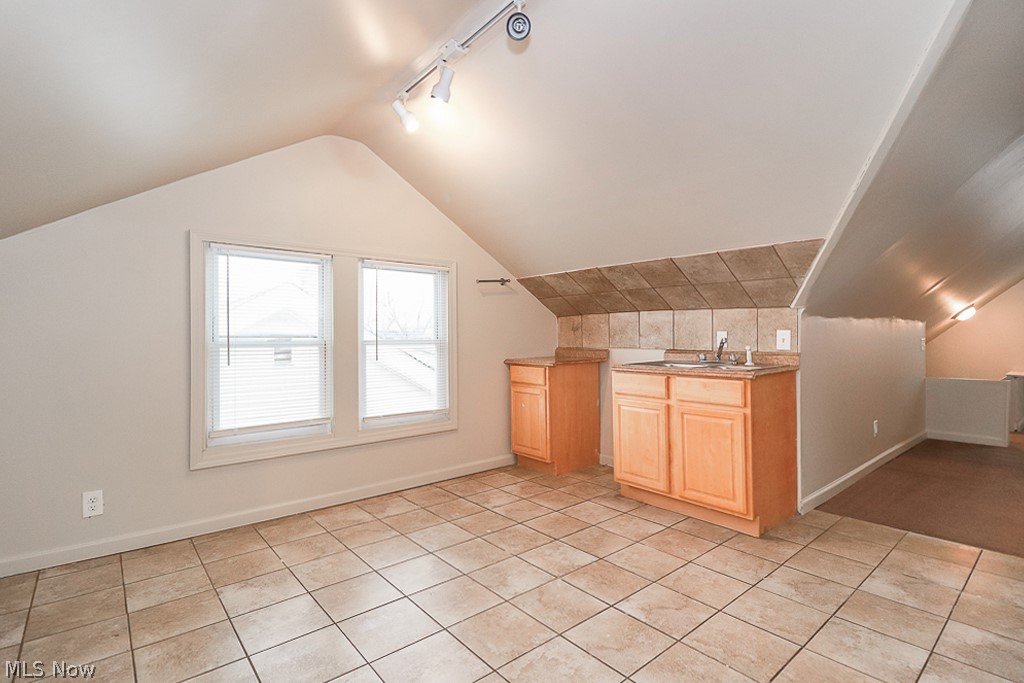 Garfield Heights Realty Cos - Residential Lease