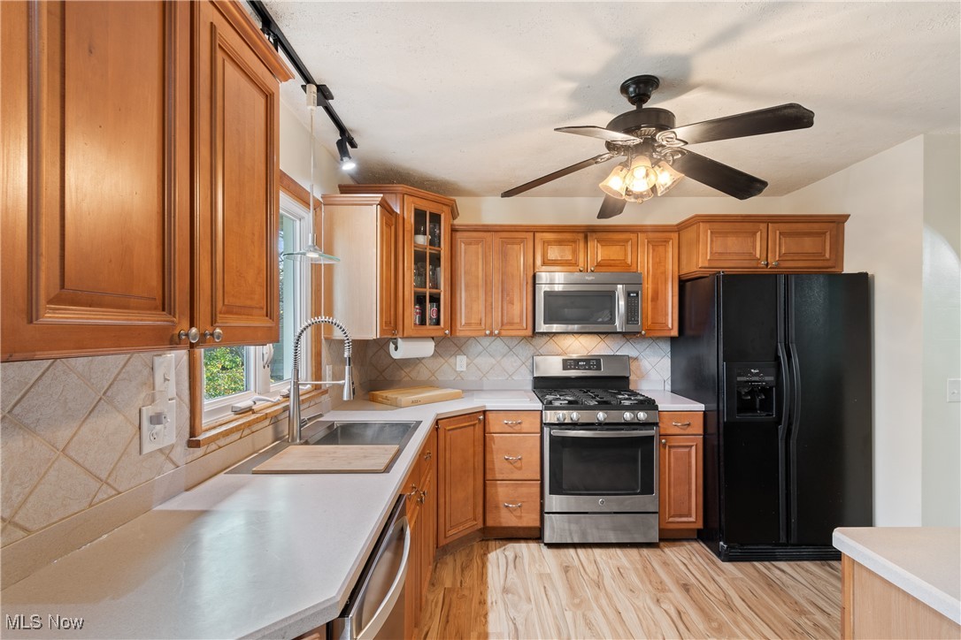 710 Shaker Drive, Medina, Ohio image 11