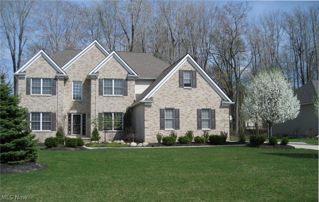 Blackbrook Golfview Estates - Residential