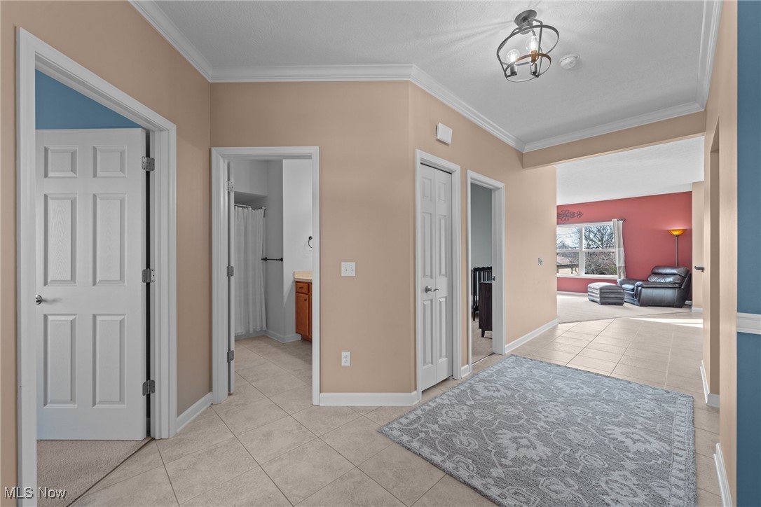 Seven Hills, Ohio 44131, United States, 3 Bedrooms Bedrooms, ,2 BathroomsBathrooms,Residential,Contingent,92321