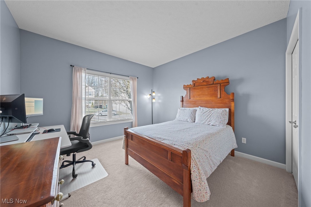 Seven Hills, Ohio 44131, United States, 3 Bedrooms Bedrooms, ,2 BathroomsBathrooms,Residential,Contingent,92321