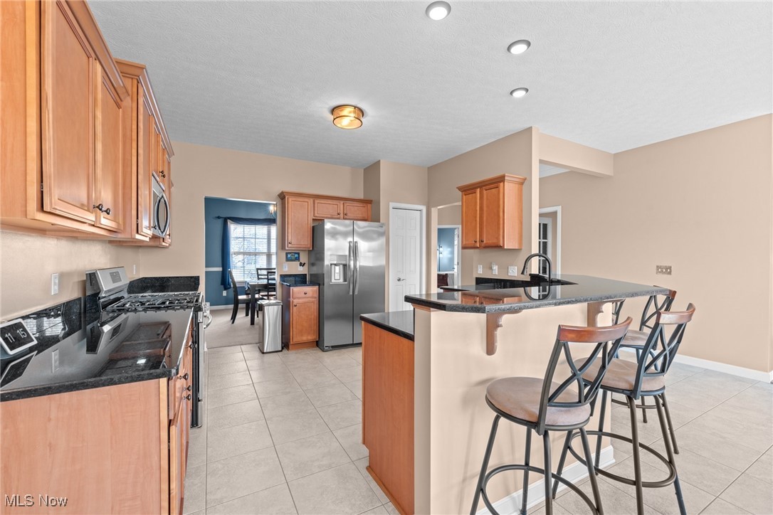 Seven Hills, Ohio 44131, United States, 3 Bedrooms Bedrooms, ,2 BathroomsBathrooms,Residential,Contingent,92321