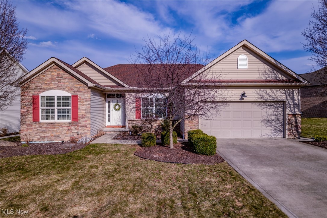 Seven Hills, Ohio 44131, United States, 3 Bedrooms Bedrooms, ,2 BathroomsBathrooms,Residential,Contingent,92321