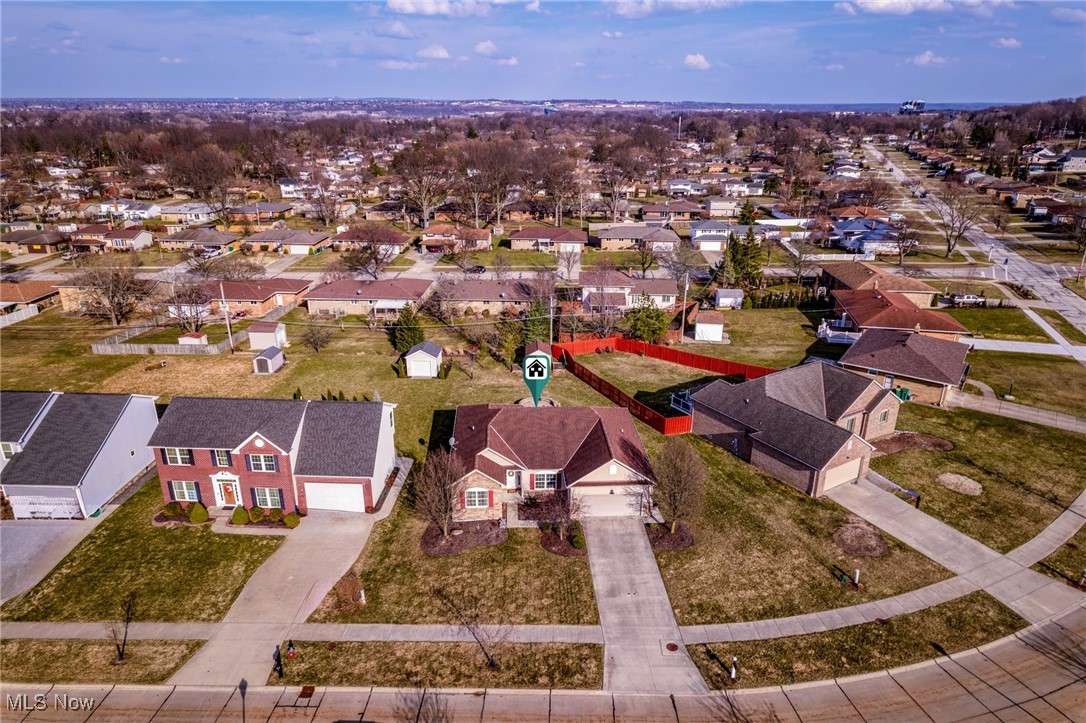 Seven Hills, Ohio 44131, United States, 3 Bedrooms Bedrooms, ,2 BathroomsBathrooms,Residential,Contingent,92321