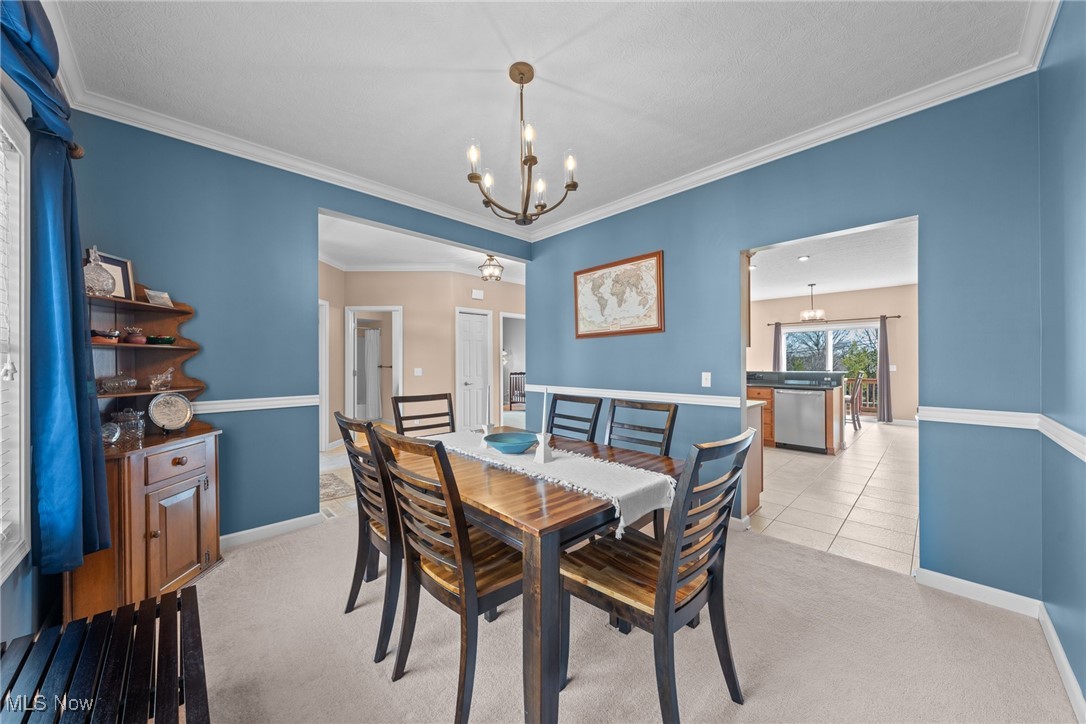 Seven Hills, Ohio 44131, United States, 3 Bedrooms Bedrooms, ,2 BathroomsBathrooms,Residential,Contingent,92321