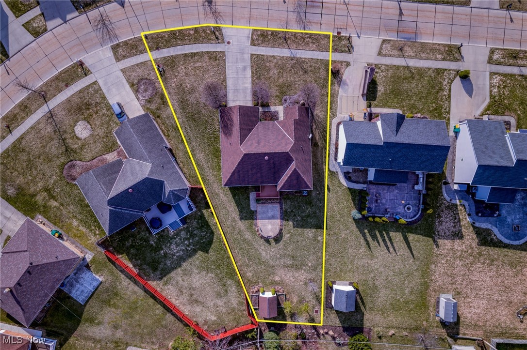 Seven Hills, Ohio 44131, United States, 3 Bedrooms Bedrooms, ,2 BathroomsBathrooms,Residential,Contingent,92321