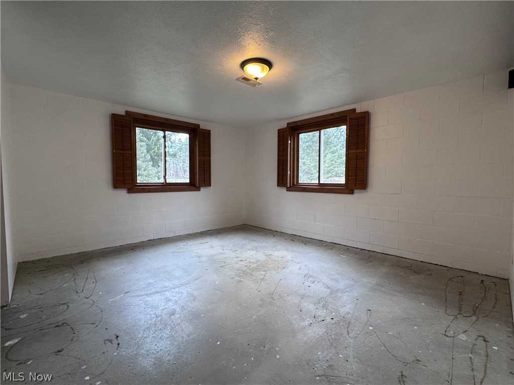 Munson 03 - Residential