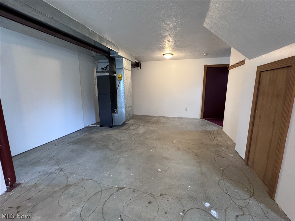 Munson 03 - Residential