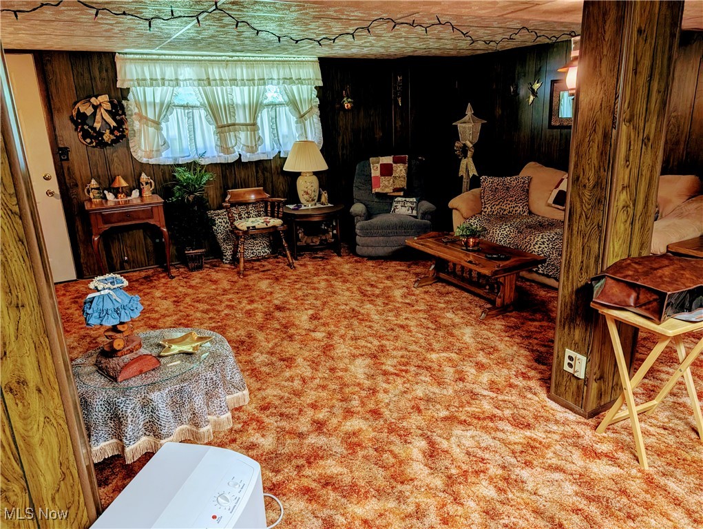 929 Lakeview Drive, Dover, Ohio image 16