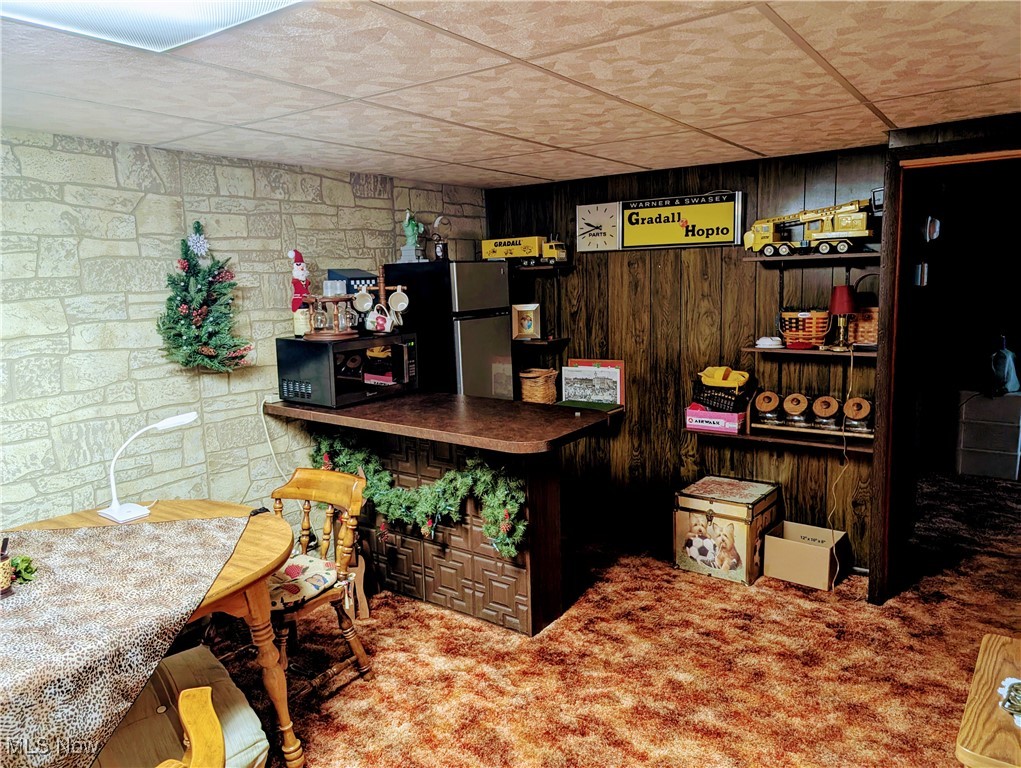 929 Lakeview Drive, Dover, Ohio image 19