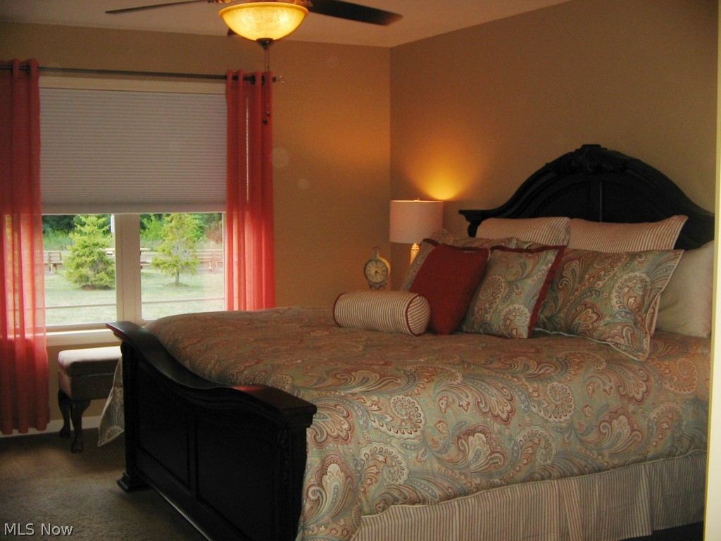 Warren Cc Villas Condos - Residential