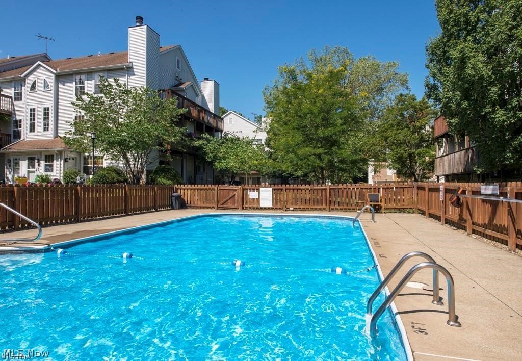 Courtyard Condominiums - Residential