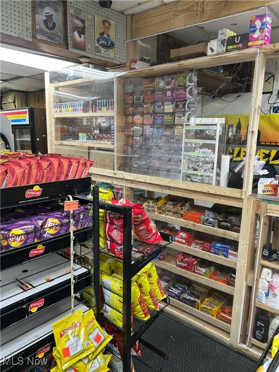 Shaker Overlook - Commercial Sale