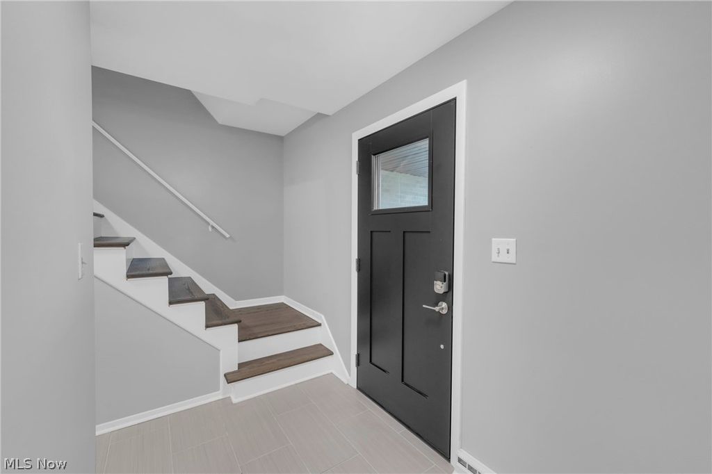 Photo of 2820 Fort Island Drive, Fairlawn, OH 44333 (MLS # 5192999)