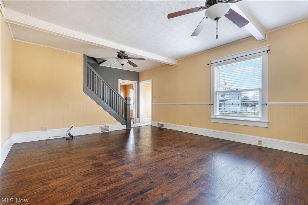 Photo of 155 E Michigan Avenue, Sebring, OH 44672 (MLS # 5191983)